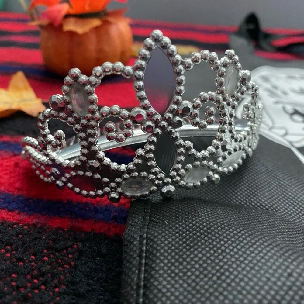 SUGAR SKULL | Tote Bag with Tiara and Glam Tinted Glasses - Picture 4 of 9